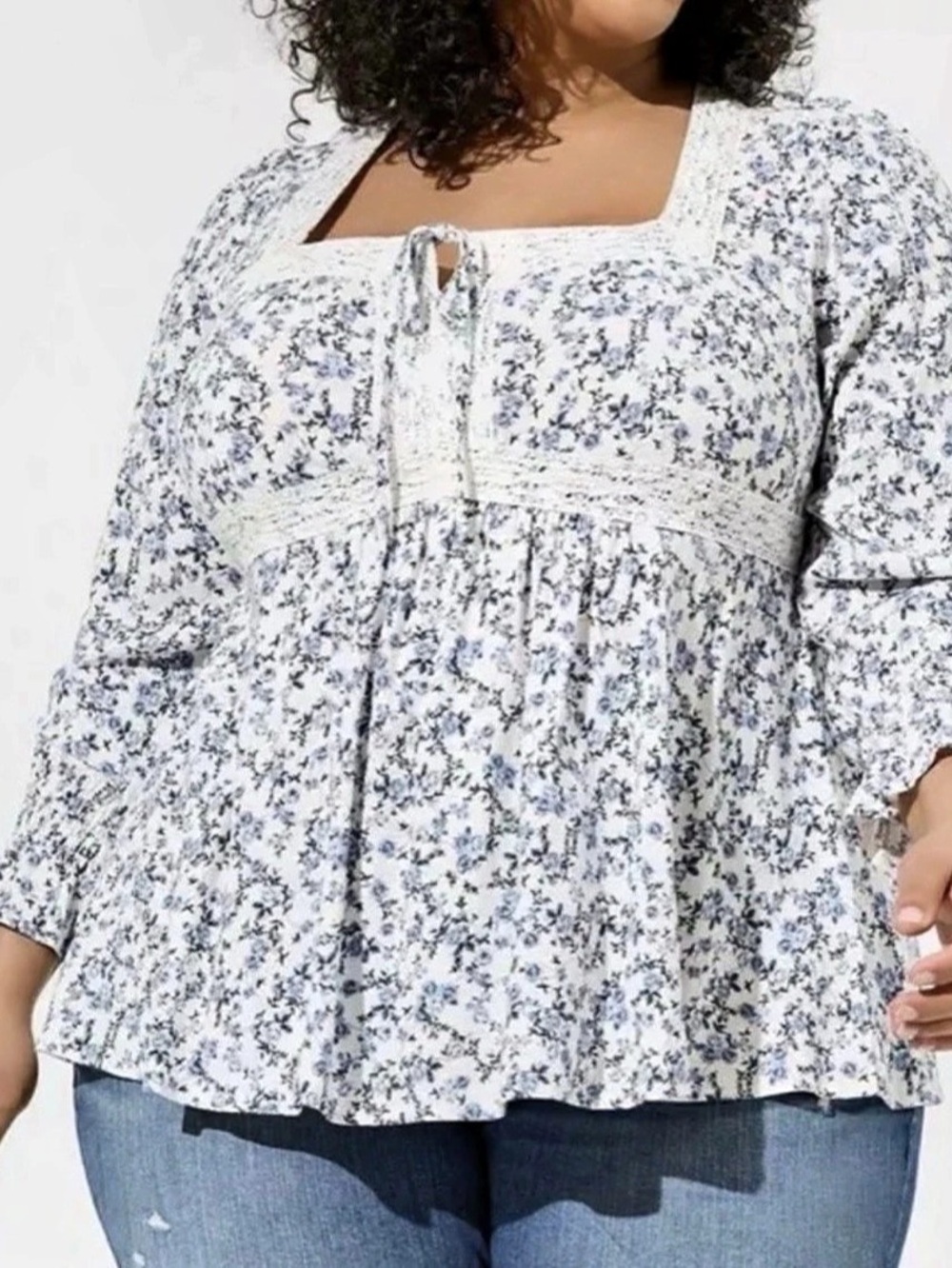 Torrid blue and white floral babydoll peasant blouse